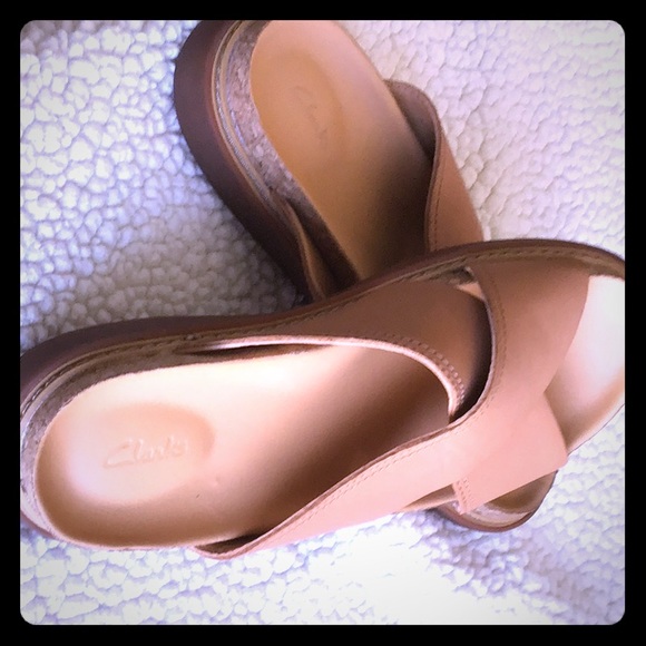 Clarks Sandals Size 7 - Picture 1 of 1